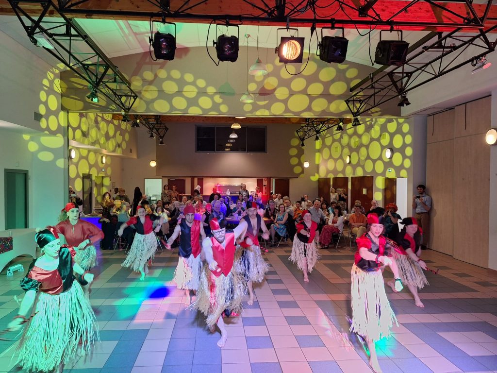 Illustration soirée de printemps (danse Africaine)